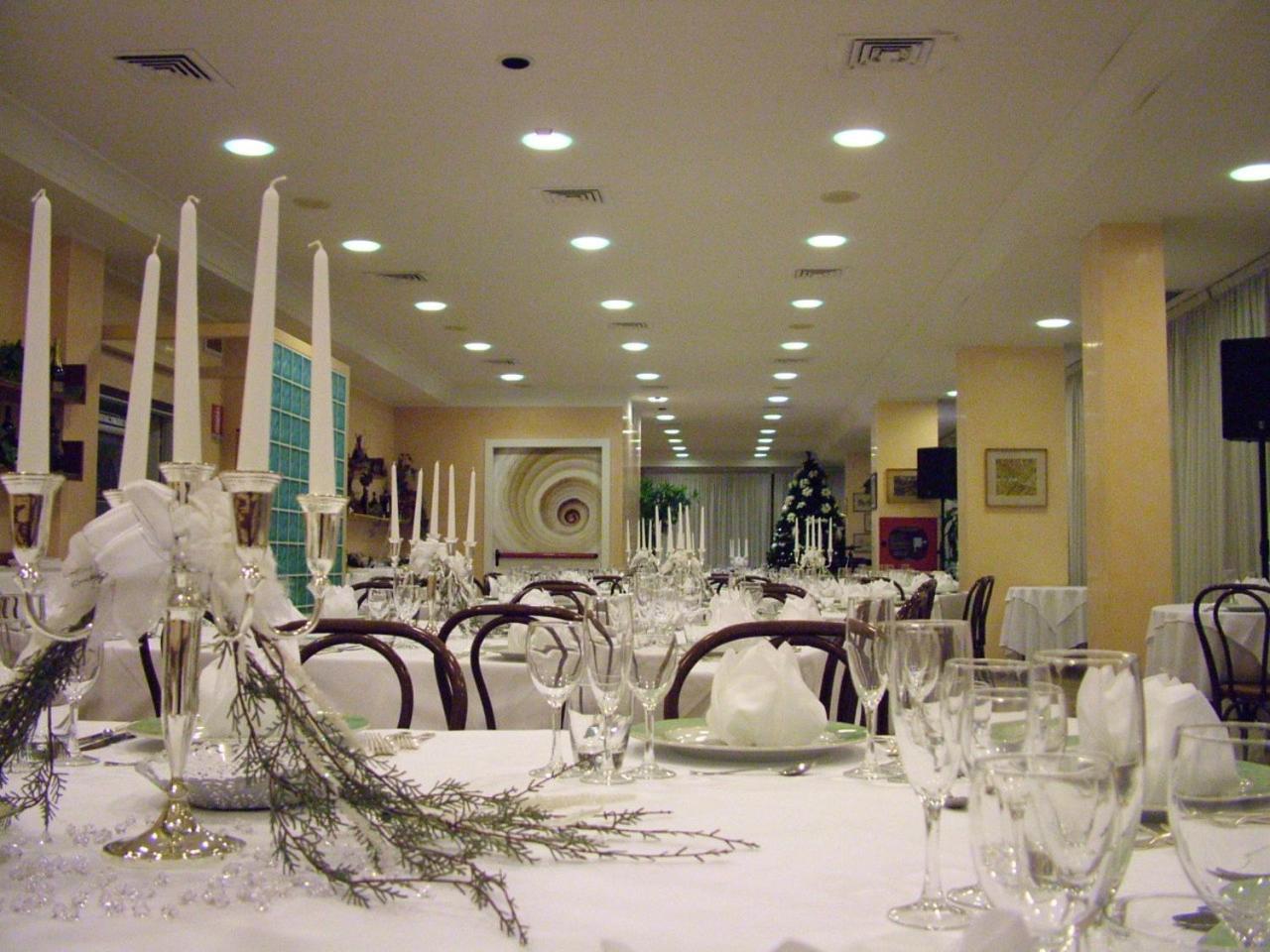 Hotel Acerboli リミニ エクステリア 写真