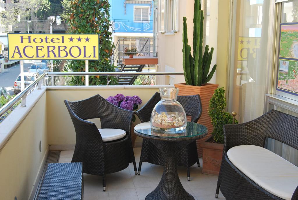 Hotel Acerboli リミニ エクステリア 写真